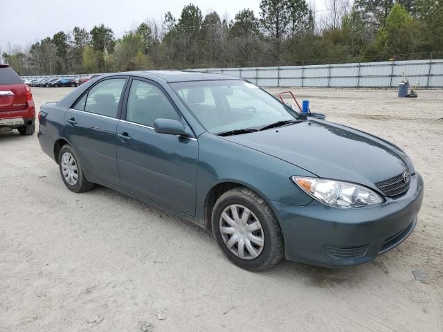 2005 Toyota Camry LE