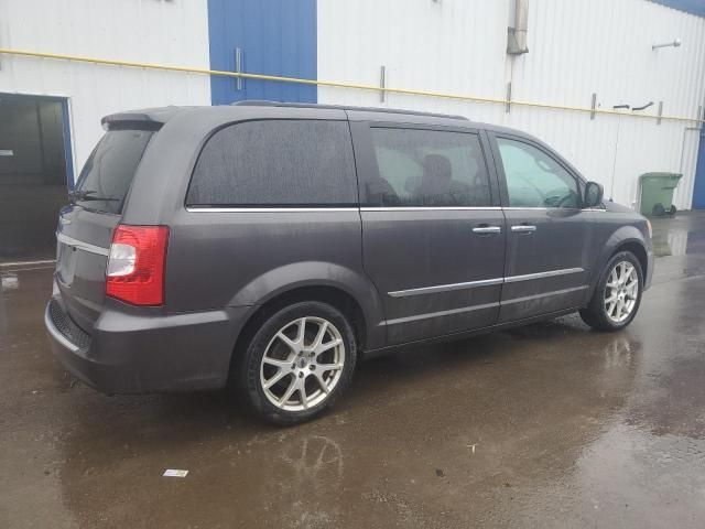 2015 Chrysler Town & Country Touring L