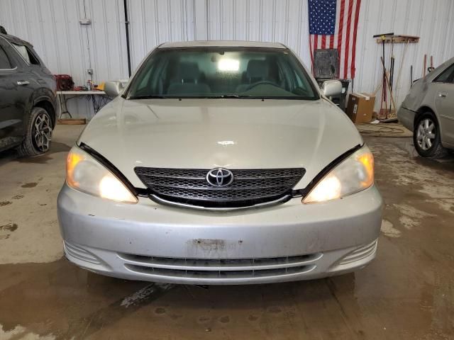 2004 Toyota Camry LE