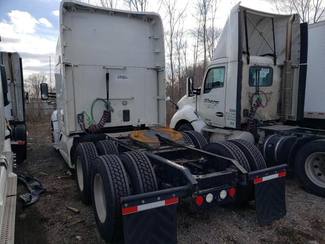 2017 Kenworth Construction T680