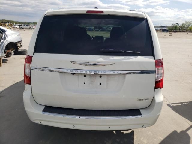 2013 Chrysler Town & Country Limited