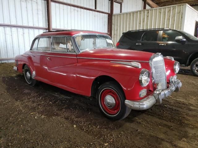 1962 Mercedes-Benz 300 D