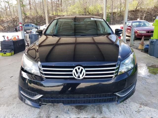 2013 Volkswagen Passat SE