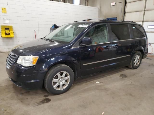 2010 Chrysler Town & Country Touring