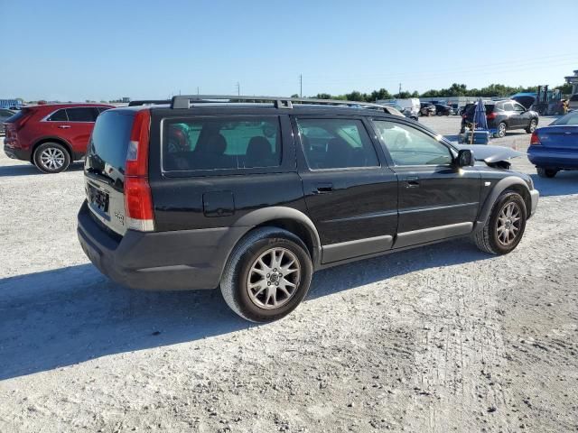 2004 Volvo XC70