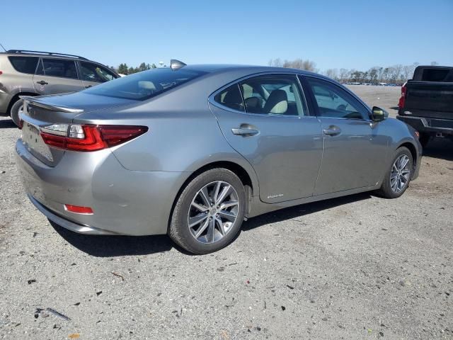 2018 Lexus ES 300H