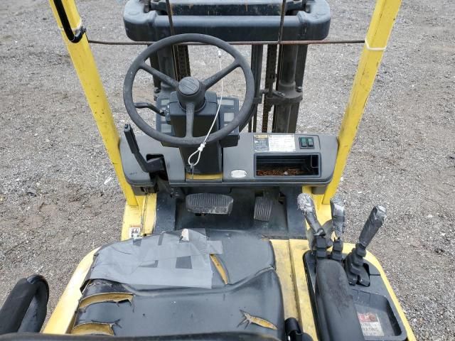 2001 Hyster Forklift