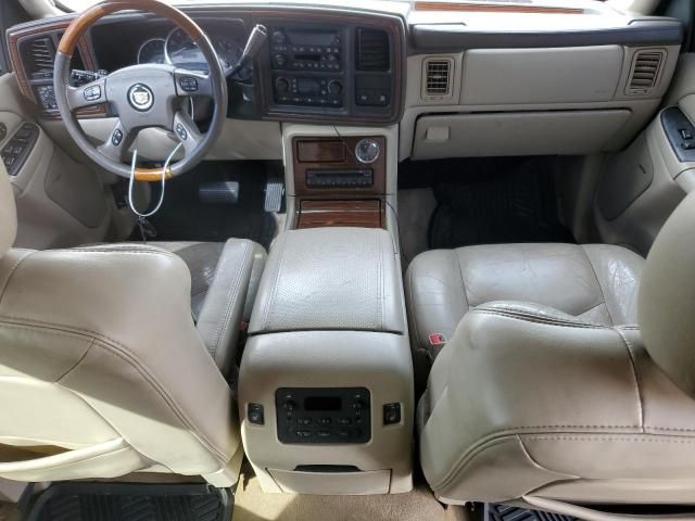 2004 Cadillac Escalade Luxury