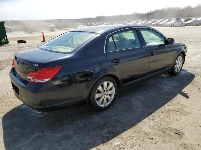 2005 Toyota Avalon XL