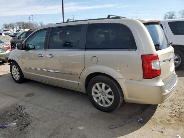 2012 Chrysler Town & Country Touring L