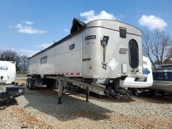 Salvage trucks for sale at Tanner, AL auction: 2017 East Manufacturing Semi Trailer