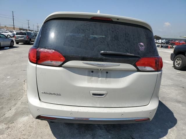 2017 Chrysler Pacifica Touring L Plus