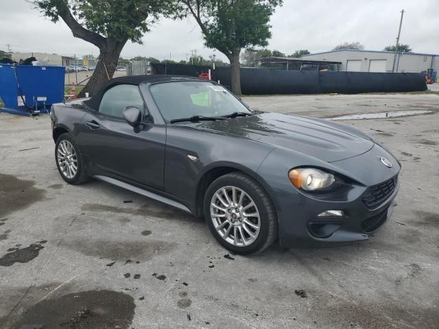 2017 Fiat 124 Spider Classica