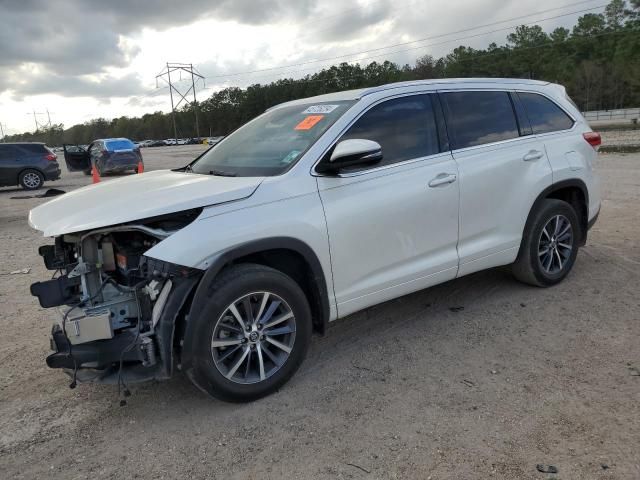 2018 Toyota Highlander SE