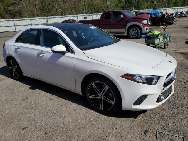 2019 Mercedes-Benz A 220