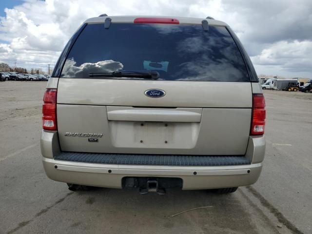 2004 Ford Explorer XLT