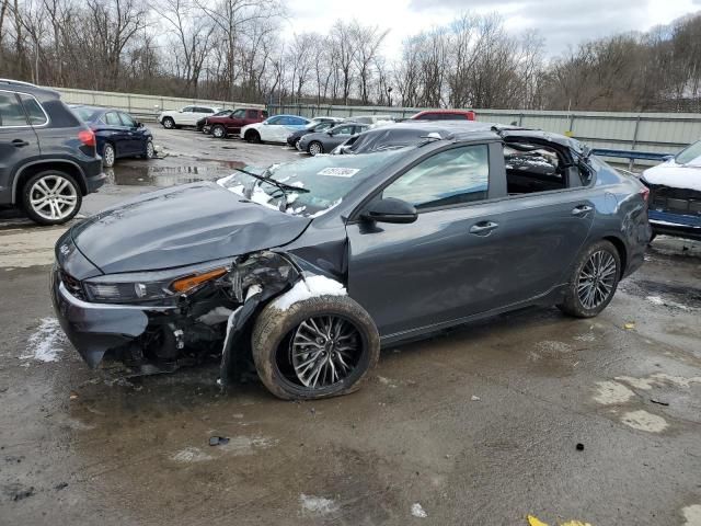 2023 KIA Forte GT Line