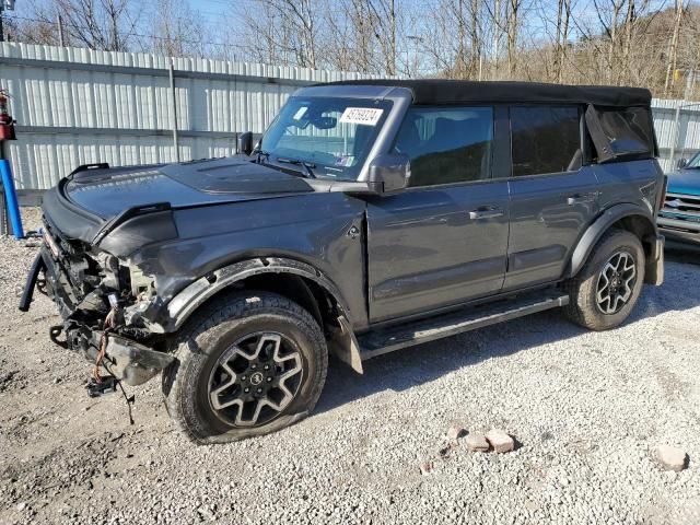 2022 Ford Bronco Base