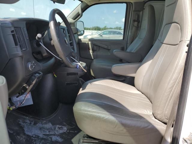 2016 Chevrolet Express G2500