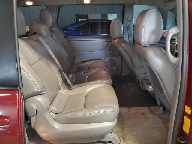 2010 Toyota Sienna CE