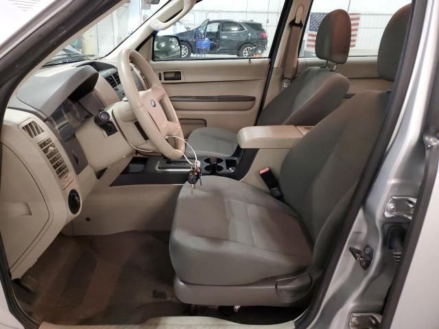 2010 Ford Escape XLS