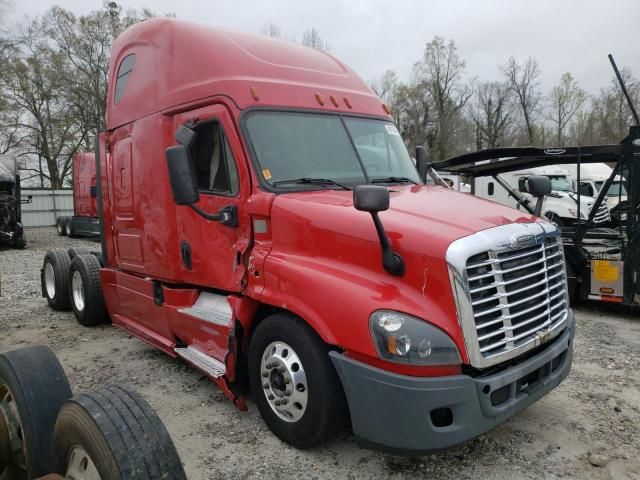 2019 Freightliner Cascadia 125