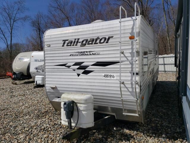 2005 Tail Trailer