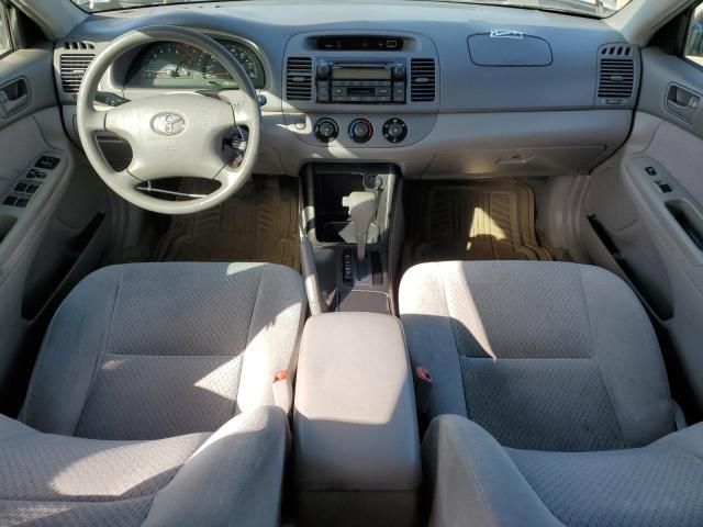 2004 Toyota Camry LE