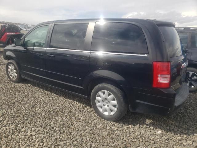 2009 Chrysler Town & Country LX