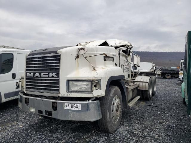 1999 Mack 600 CH600
