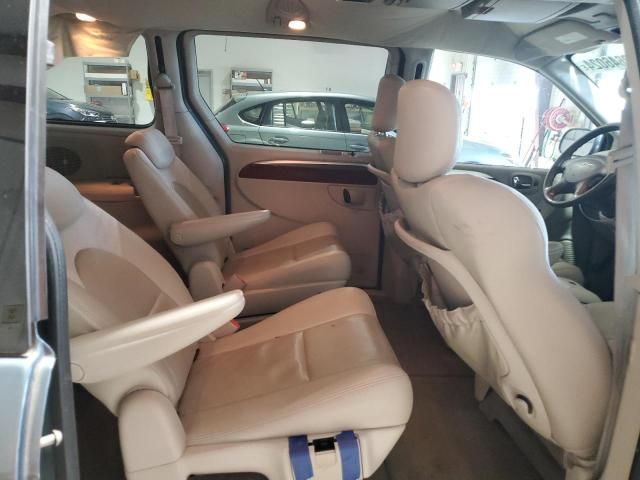 2005 Chrysler Town & Country Limited