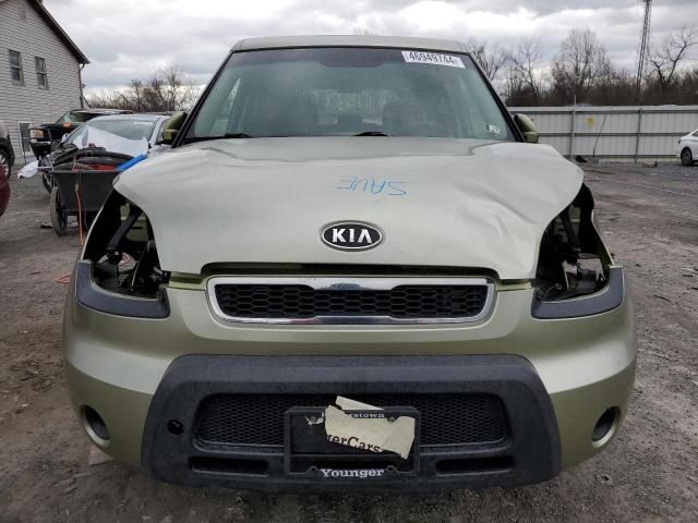 2011 KIA Soul +