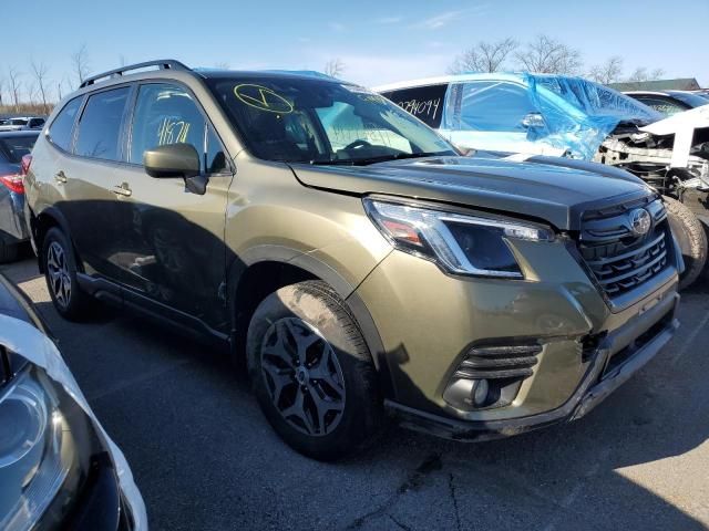 2022 Subaru Forester Premium