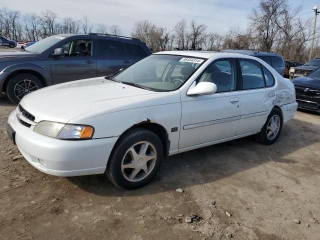 1999 Nissan Altima XE