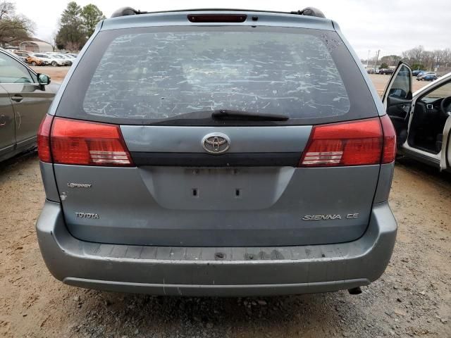 2005 Toyota Sienna CE