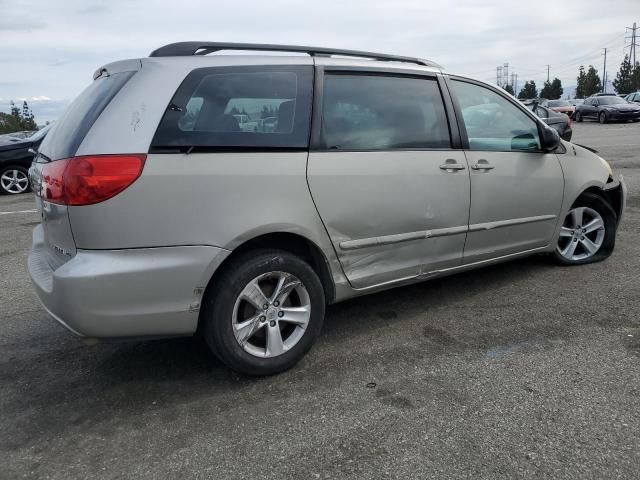 2006 Toyota Sienna CE