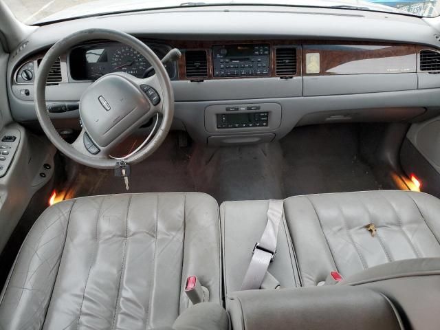 1998 Lincoln Town Car Executive