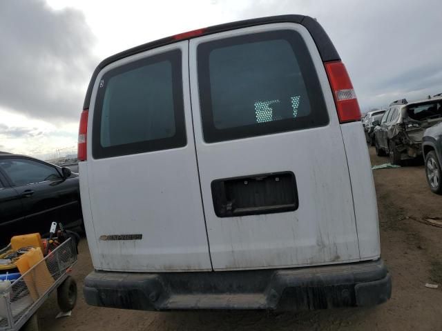 2022 Chevrolet Express G2500