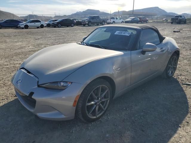 2022 Mazda MX-5 Miata Grand Touring