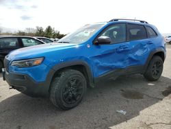 Jeep Cherokee Vehiculos salvage en venta: 2019 Jeep Cherokee Trailhawk