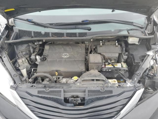 2012 Toyota Sienna LE