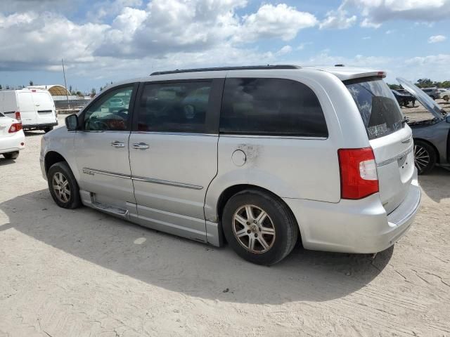 2011 Chrysler Town & Country Touring