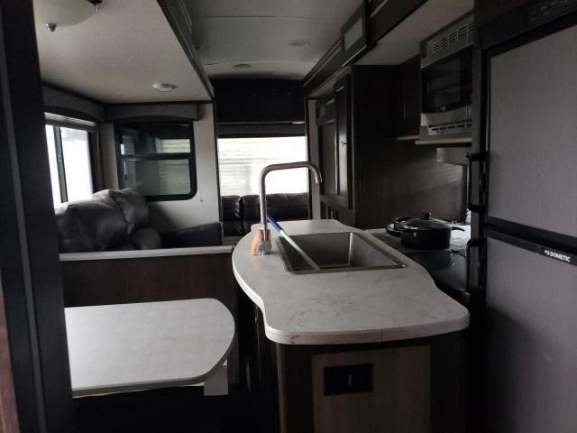 2019 Cruiser Rv Shadow CRZ