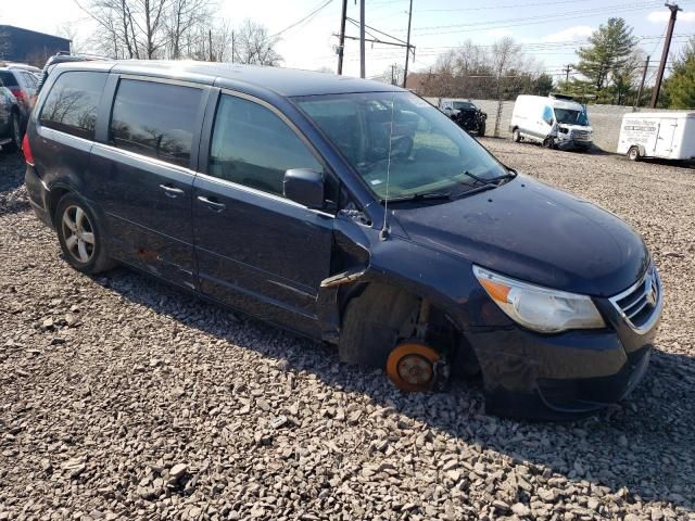 2009 Volkswagen Routan SE