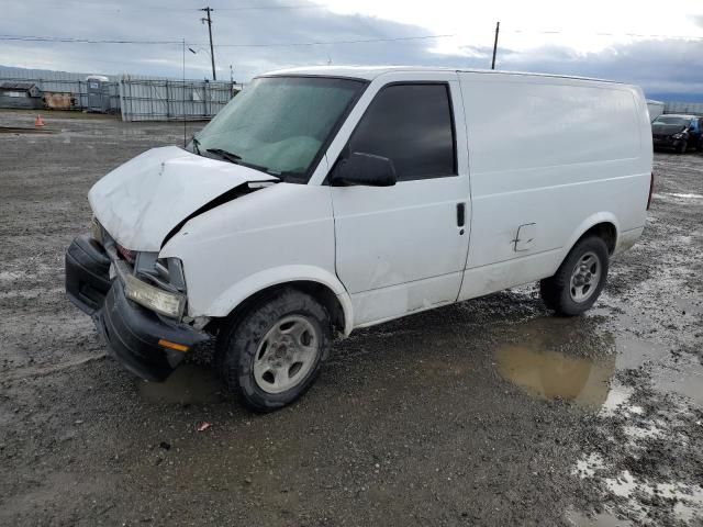 2003 GMC Safari XT