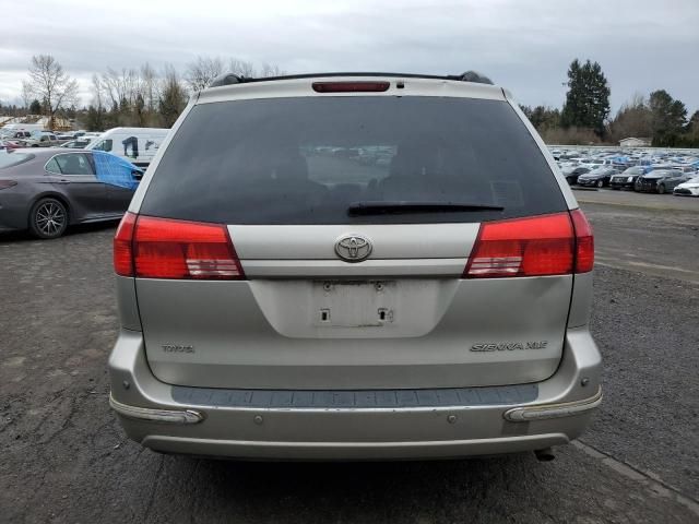 2004 Toyota Sienna XLE