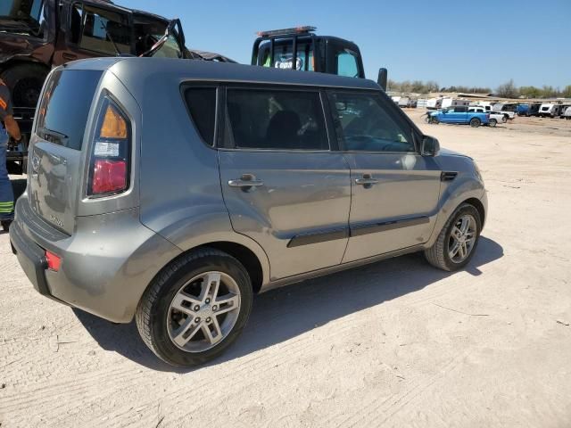 2011 KIA Soul +