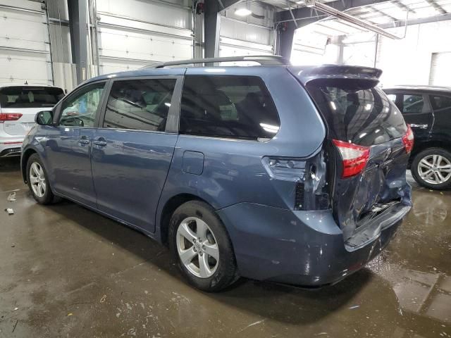 2015 Toyota Sienna LE