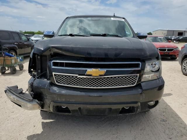 2014 Chevrolet Suburban C1500  LS