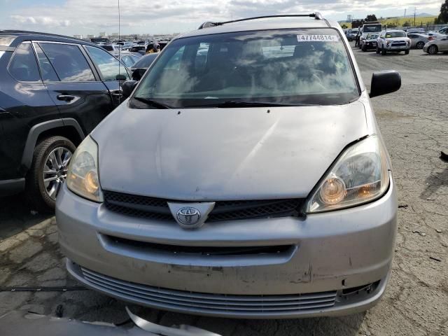 2005 Toyota Sienna CE